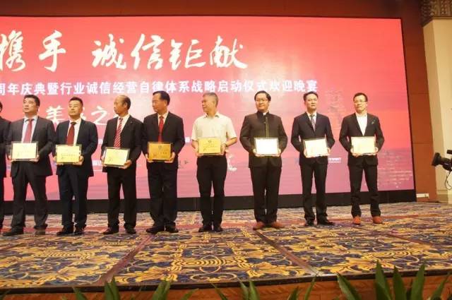 燃氣烤爐,旋轉爐,熱風(fēng)循環(huán)爐,冷凍醒發(fā)箱,起酥機,組合爐-賽思達-世界級烘焙設備品牌