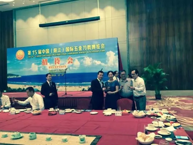 燃氣烤爐,旋轉爐,熱風(fēng)循環(huán)爐,冷凍醒發(fā)箱,起酥機,組合爐-賽思達-世界級烘焙設備品牌