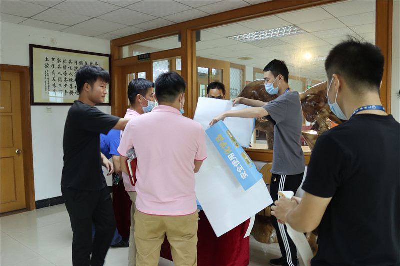 從化區明珠工業(yè)園安監中隊組織石海片區企業(yè)在賽思達開(kāi)展觀(guān)看工礦商貿企業(yè)的安全生產(chǎn)事故警示教育片活動(dòng)
