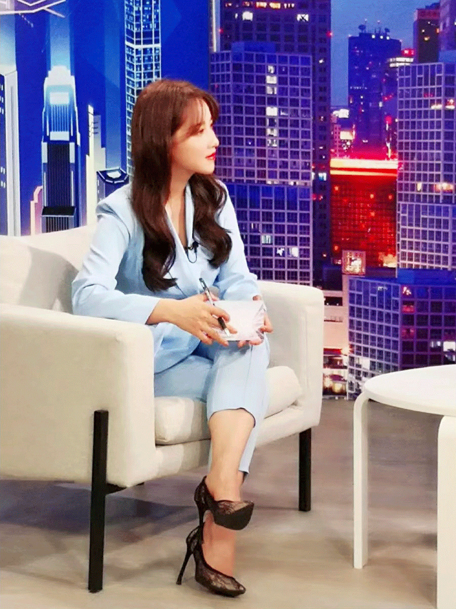 [賽思達烤箱]CCTV采訪(fǎng)——塑企業(yè)形象，創(chuàng  )優(yōu)質(zhì)名牌